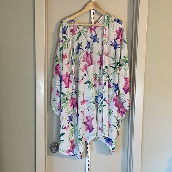 Impeccable pig floral kimono size S - Picture 3 of 3